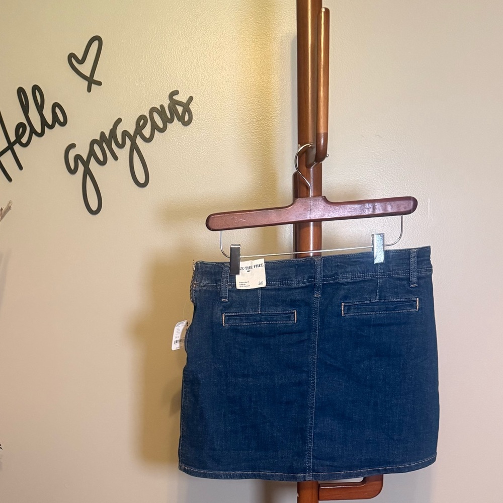 NWT Free People Daylight Stretch Denim Mini Skirt Sz 30 - Picture 2 of 7